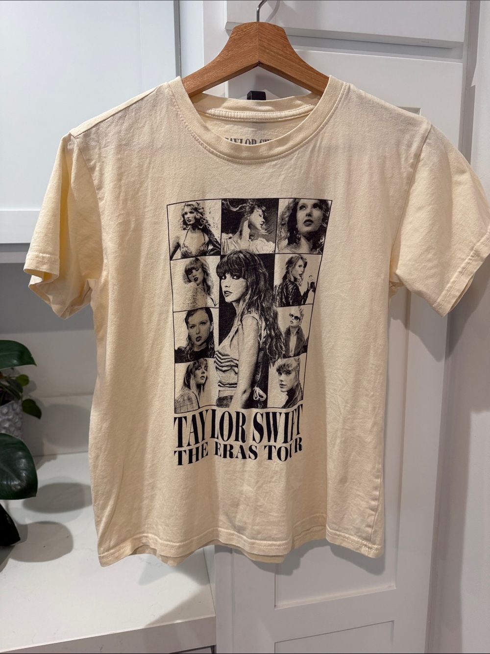 Girls Taylor swift shirt